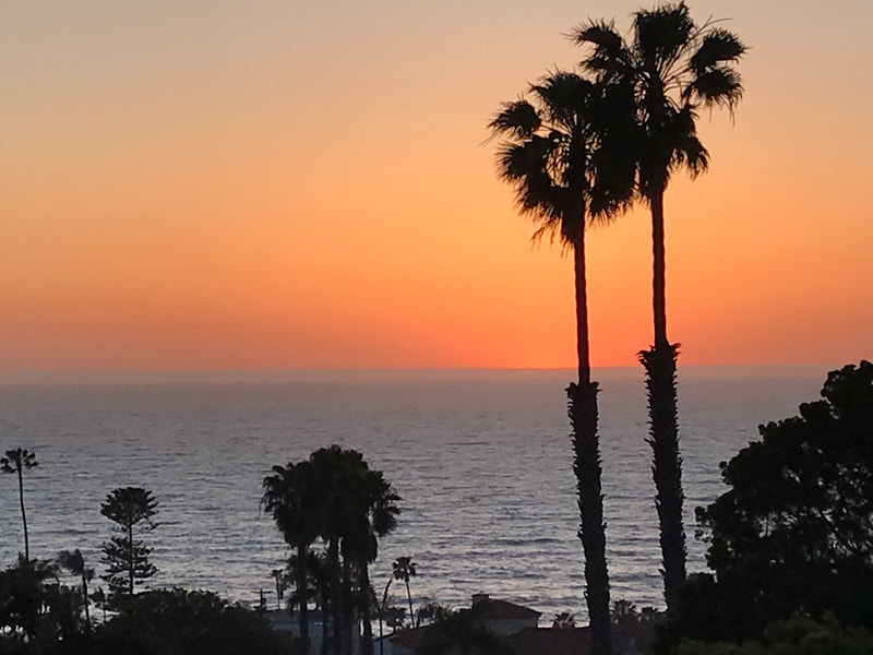 Point Loma sunset at the Thursday Club wedding show